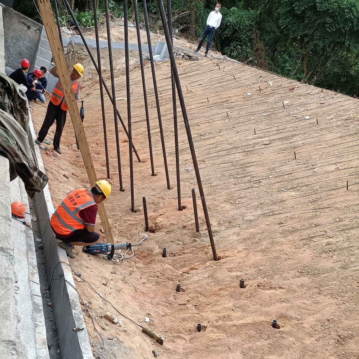 什么是邊坡支護(hù)？